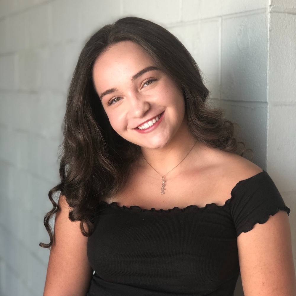 Meet your posher, Madi - Picture 1 of 1